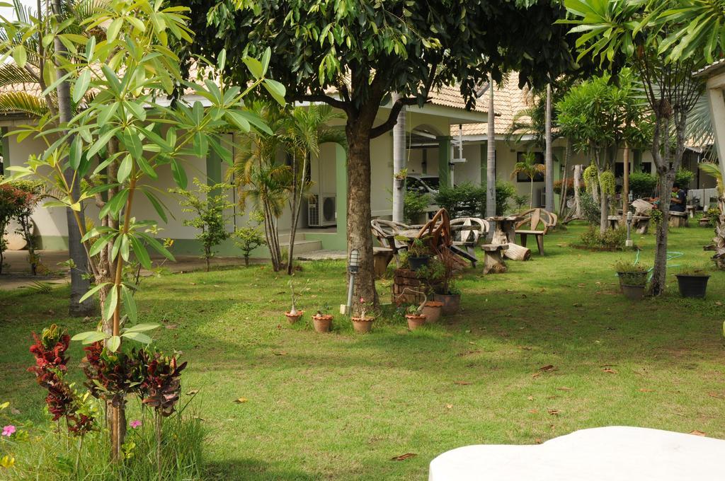 Saraburi Garden Resort Bagian luar foto