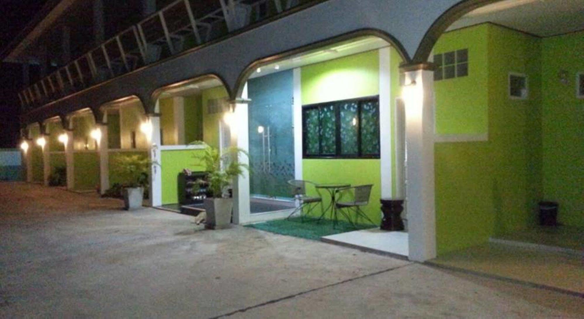 Saraburi Garden Resort Bagian luar foto